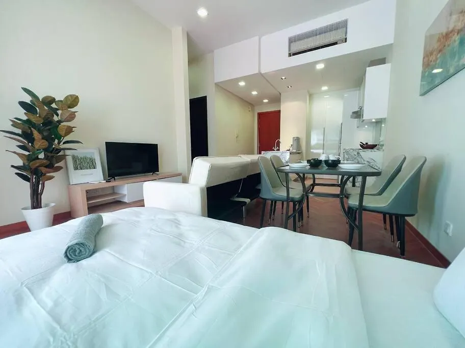 Strait Quay Marina Cozy Suite With Bathtub By Uptrend Home Management Tanjung Tokong Διαμέρισμα