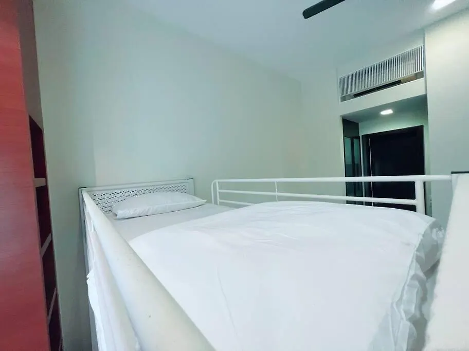 Strait Quay Marina Cozy Suite With Bathtub By Uptrend Home Management Tanjung Tokong 0*,  Malaysia